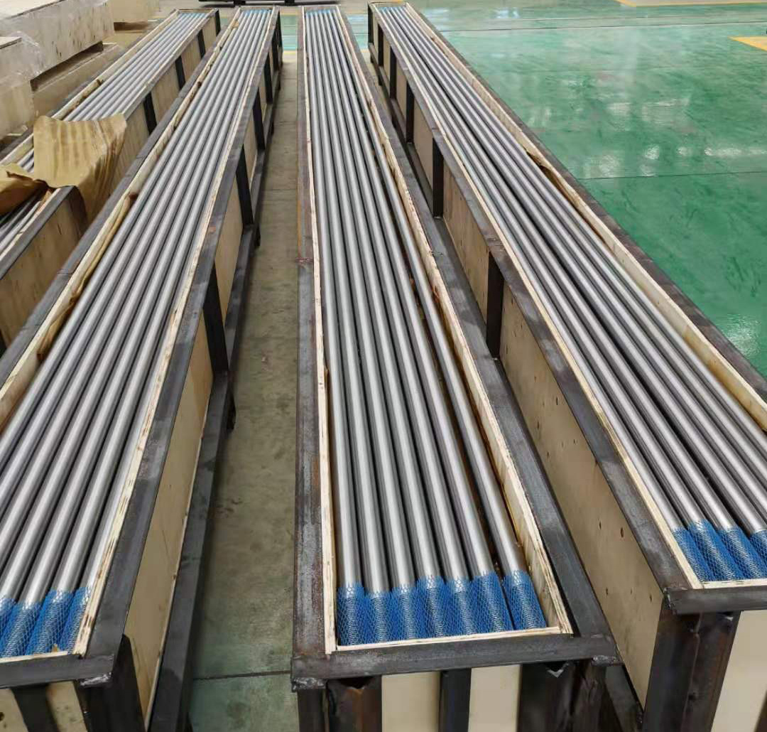 Yoke tension screw
